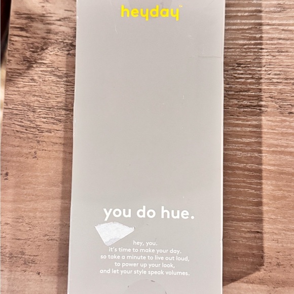 Heyday Apple Watch Scrunchie Band Blue White NIB - Picture 8 of 9